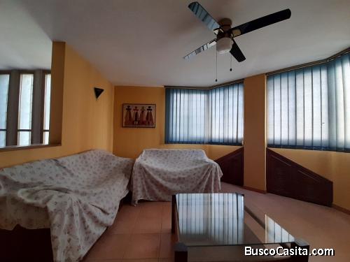 En venta TownHouse en el Este de Barquisimeto 