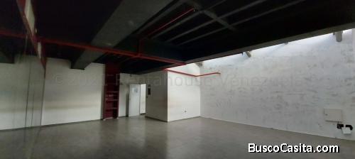 Se Alquila Oficina Los Dos Caminos MLS #23-18431