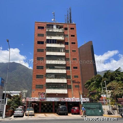 Se Alquila Oficina Los Dos Caminos  MLS #23-25682