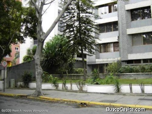 Se Vende Apartamento El Rosal MLS #20-18994