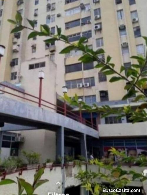 Denitse Rodriguez  Alquila Oficina en la Torre Valencia, Av Bolívar Norte