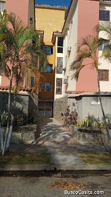 DENITSE RODRIGUEZ VENDE APARTAMENTO RESIDENCIA GRANJA 1 URB. LA GRANJA NAGUANAGUA