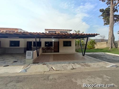 Vendo Casa en Urb. Lomas de La Hacienda. San Diego  AMOBLADA y REMODELADA