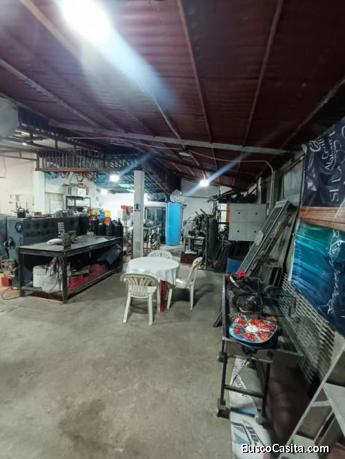 Local Comercial A Pie De Calle, En La Av Principal De Tarabana. Fob-l-045