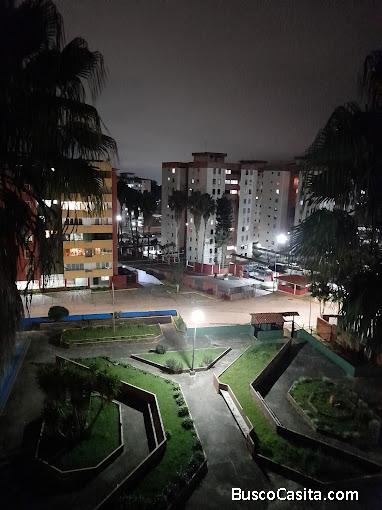 ¡Hermoso apartamento en la Av. Las Américas, sector El Campito!