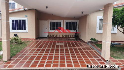 CASA VENTA CAMINOS DEL DORAL MARACAIBO API 4093 ELIDA HERNANDEZ. ANGEL PINTON INMOBILIARIA