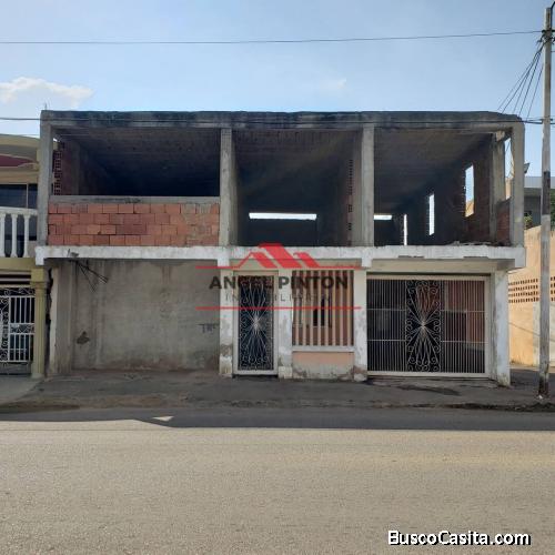 TOWNHOUSE VENTA CLUB HÍPICO MARACAIBO API 4578 ELIDA HERNANDEZ ANGEL PINTON FS T.W.