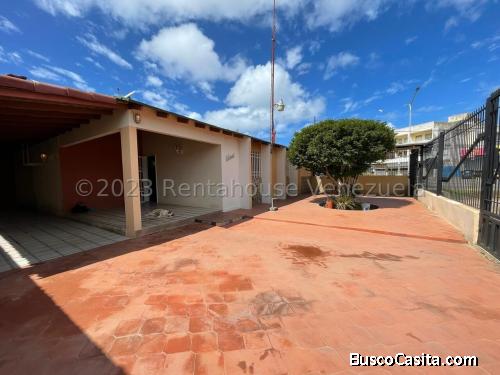 Casa en Venta Punto Fijo cod rah 23-19312