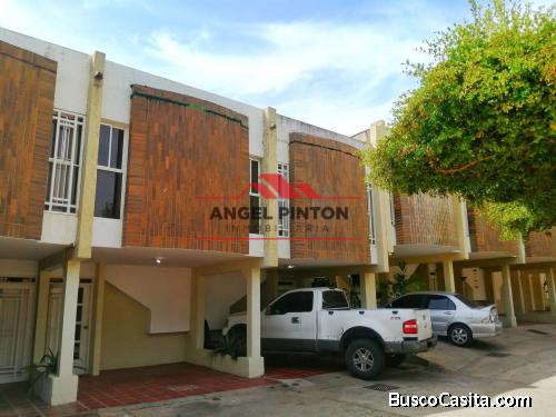 CASA ALQUILER VILLA AGUAS CLARAS AV LA LIMPIA MARACAIBO API 4241 ELIDA HERNANDEZ ANGEL PINTON 
