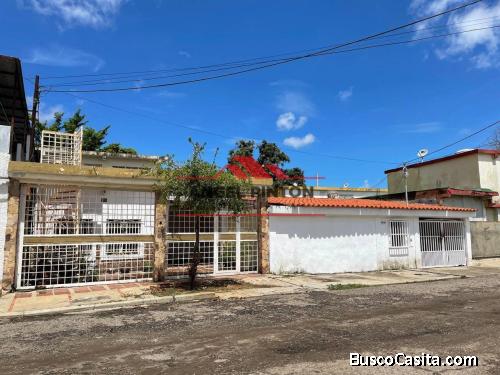 CASA EN VENTA EN PUEBLO NUEVO MARACAIBO API 3540 ELIDA HERNANDEZ ANGEL PINTON FS TEAM WORK