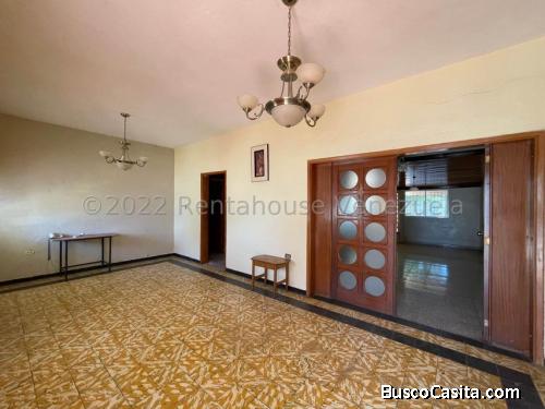 Casa en venta en la Av. Los Medanos.