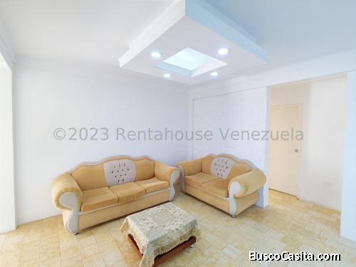 Apartamento en Venta Av Romulo Gallegos