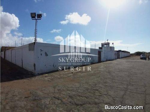 Sky Group Surgir vende: Galpón en Punto Fijo