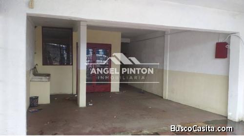 LOCAL COMERCIAL EN ALQUILER 18 DE OCTUBRE MARACAIBO API 1888 ELIDA HERNANDEZ ANGEL PINTON FS T.W.