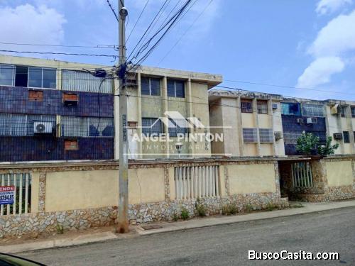 APARTAMENTO EN VENTA LA MACANDONA MARACAIBO API 4370 ELIDA HERNANDEZ ANGEL PINTON FS T.W.