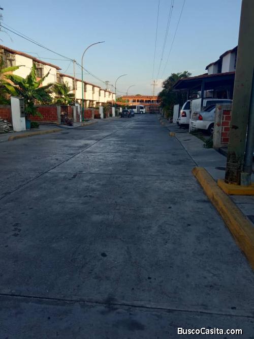 Town House Urbanización La Muralla Guatire