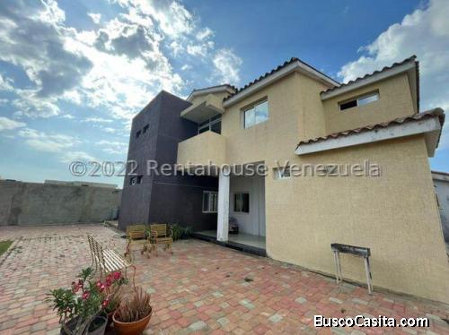 Casa en Venta Terrezas del Club de Golf cod rah 23-4079