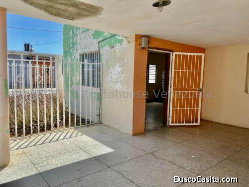 Casa en Venta Punto Fijo cod rah 23-2865