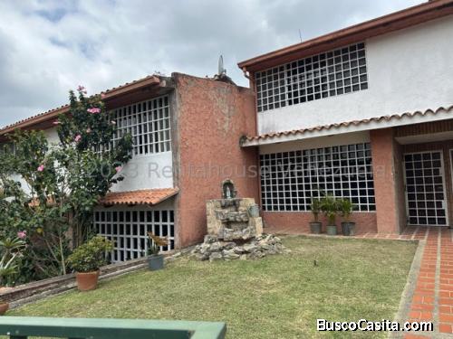 Townhouse en Venta Mls 23-29221 La Union 0414-2588494 E. Porrino