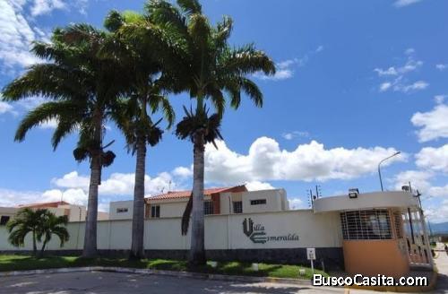 Town House a 10 minutos de BARQUISIMETO Estado Lara 