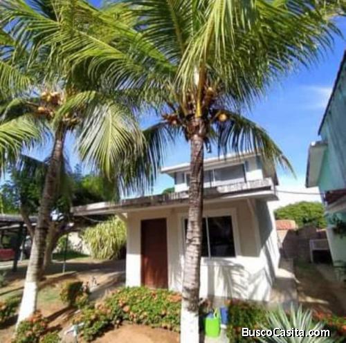 Hermosa villa a pocos metros de playa guacuco