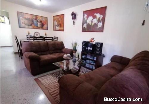 Apartamento en Centro-Oeste de Barquisimeto.