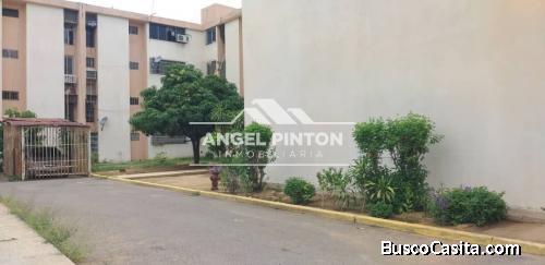 APARTAMENTO VENTA RESIDENCIAS EL CUJI MARACAIBO API 4461 ELIDA HERNANDEZ ANGEL PINTON FS TEAM WORK