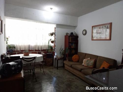 Se vende Confortable Apartamento en Ciudad Tiuna