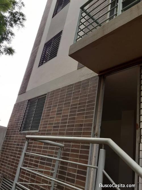 Apartamento Duplex En Colinas del viento