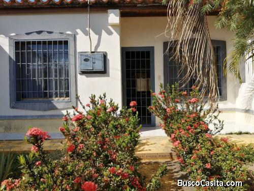 Casa en Cabudare, en la Urbanización Los Cortijos