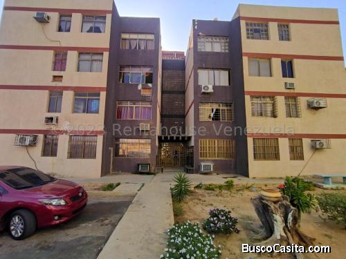 Apartamento en Venta Puerta Maraven cod rah 23-30672