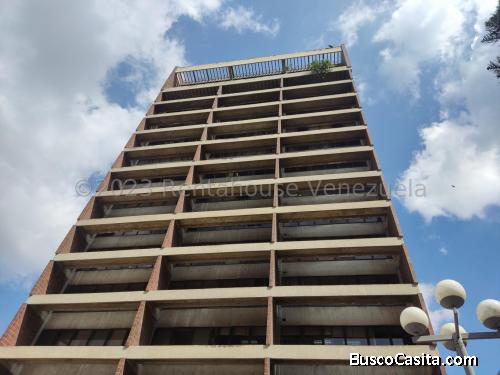 DG ALQUILA EXCELENTE OFICINA AMOBLADA EN LOS PALOS GRANDES CARACAS