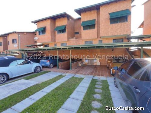 Town-house en Venta Mls 23-30377 La Union 0414-2588494 E. Porrino