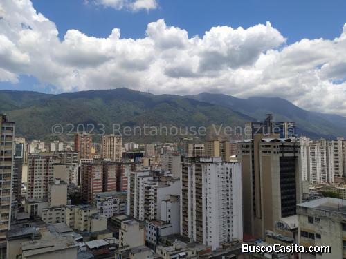 DG VENDE LINDO APARTAMENTO EN AV. UNIVERSIDAD LA CANDELARIA CARACAS