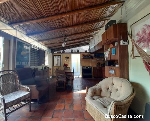Casa en av Venezuela Oeste de Barquisimeto.