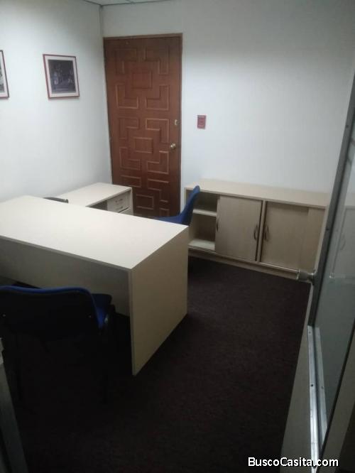 Cubiculo en alquiler Chacao 04120989588 