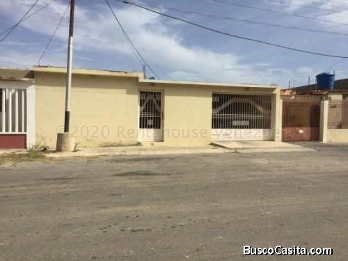 Casa en Venta Dona Emilia cod rah 22-16604