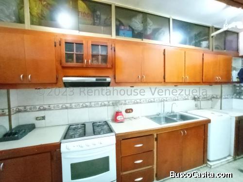 DG VENDE COMODO APARTAMENTO SAN AGUSTIN DEL SUR CARACAS