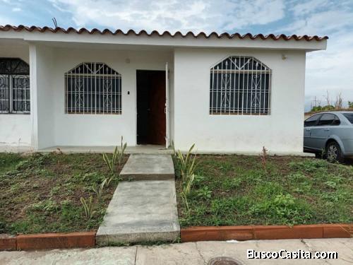 Rosa Nuñez ofrece Casa en Alquiler en  la Urb. Villa Alianza II, Ciudad Alianza Guacara