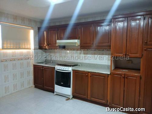 APARTAMENTO EN VENTA|Las Delicias MLS:23-19518 HE
