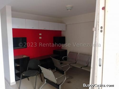 APARTAMENTO EN VENTA|Avenida El Milagro Haydee Espinoza. Rent-A-House.MLS:23-22515 HE