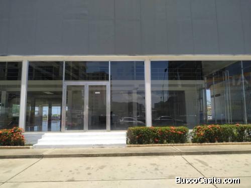 EN ALQUILER Y VENTA LOCAL COMERCIAL CON GALPÓN, EN LECHERIA