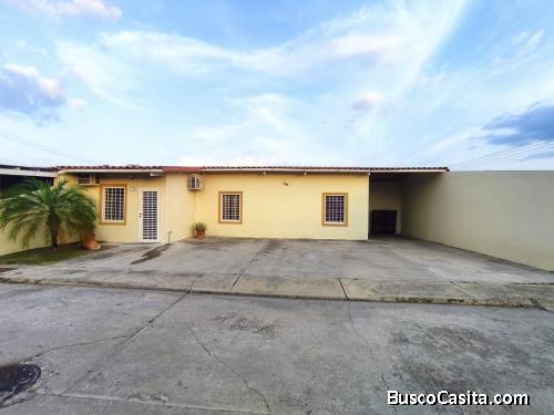 Casa Urb Brisas del Lago Etapa 3 Ciudad Alianza Guacara Estado Carabobo