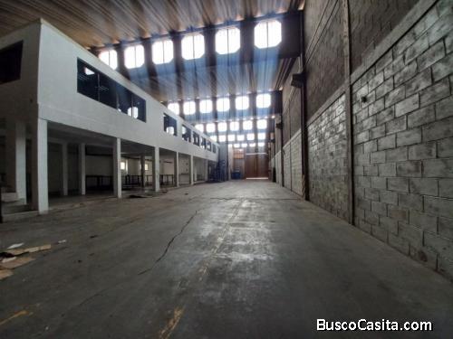 Alquilo Galpón en Zona Industrial II Barquisimeto Lara Venezuela Jessica Medina