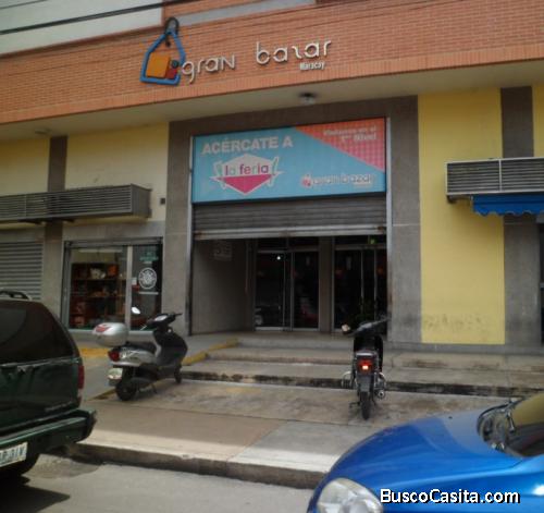 Beraca 001 Alquiler De Local Centro Comercial Gran Bazar Av. Bolívar, Maracay.