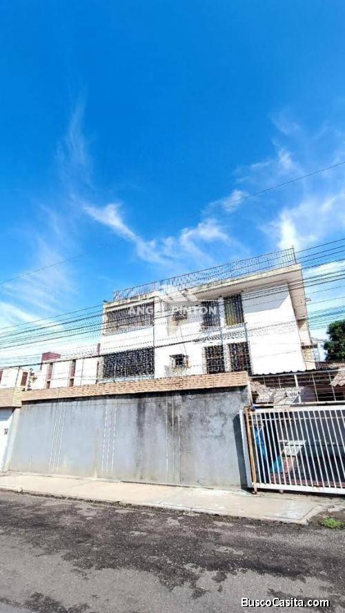 APARTAMENTO EN VENTA ENTRE SANTA RITA Y AV BELLA VISTA API 4009 ELIDA HERNANDEZ ANGEL PINTON FS T.W