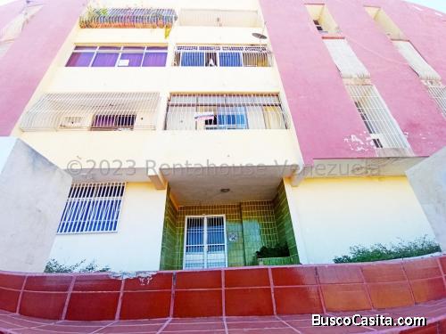 Apartamento en Venta Punto Fijo cod rah 23-13874