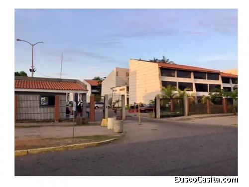 EN VENTA APTO. DUPLEX EN EL C.R. DORAL BEACH, LECHERIA