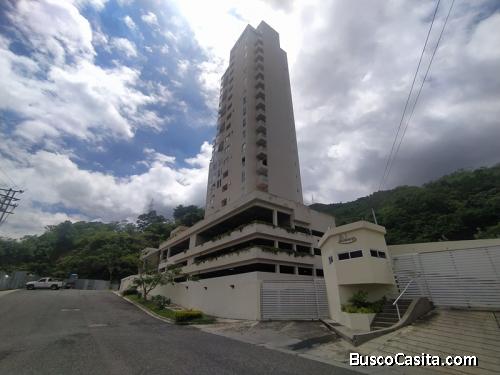 Se Vende Apartamento en el Conj. Res. Iceberg. Foa-6000