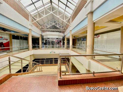 Local comercial en Venta CC Las Virtudes cod rah 23-26997